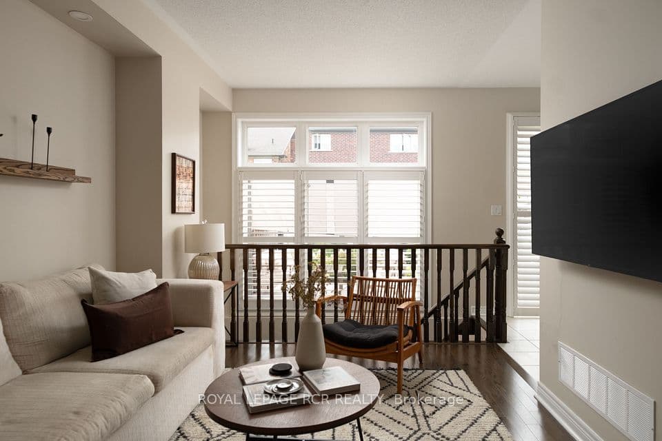 18 Cedarcrest Street, Caledon, ON L7C 3P9 – photo 3
