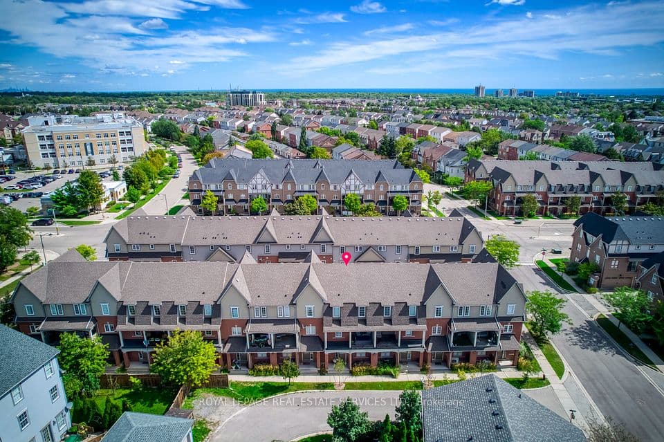2360 Parkhaven Boulevard 17, Oakville, ON L6H 7S6 – photo 2