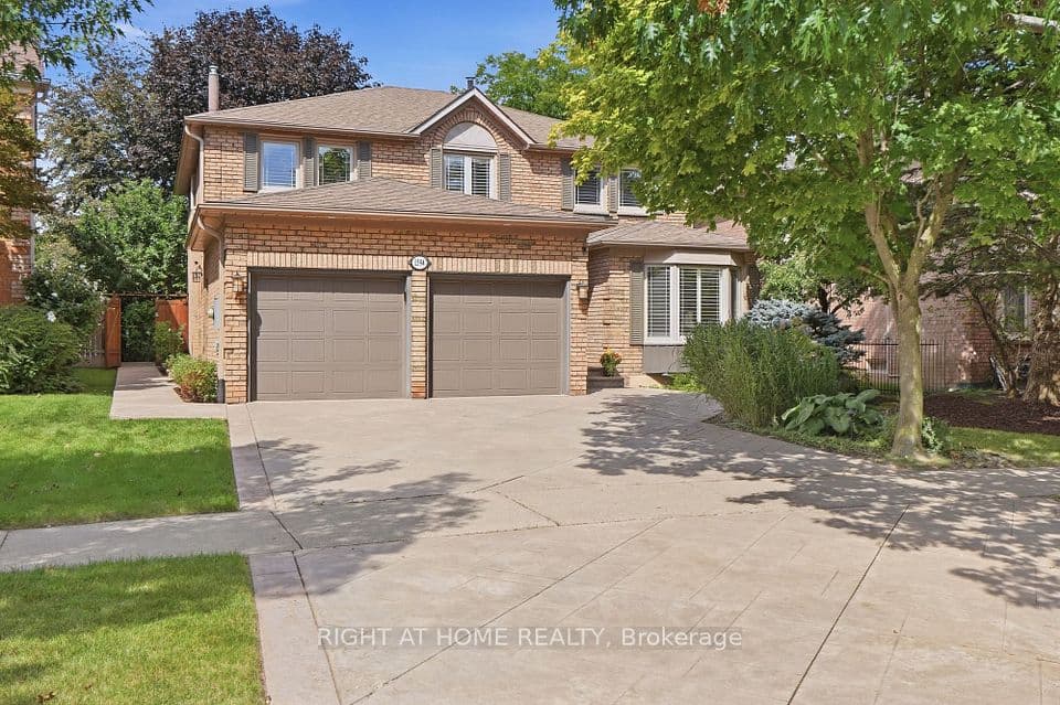 1594 Heritage Way, Oakville, ON L6M 2Z5 – main photo