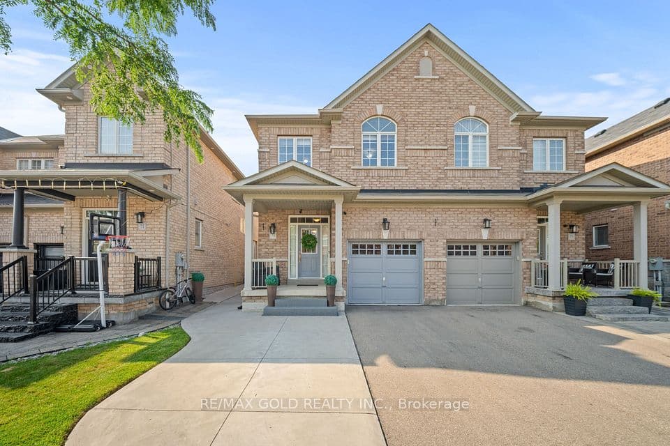 73 Lesabre Crescent, Brampton, ON L6P 3R4 – main photo