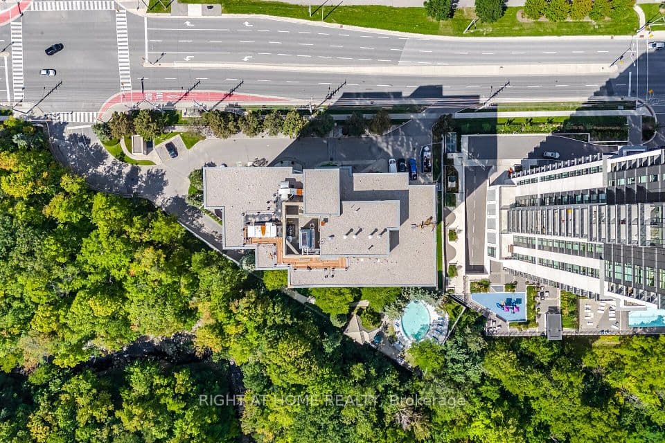 200 BURNHAMTHORPE Road E 1106, Mississauga, ON L5A 4L4 – photo 3