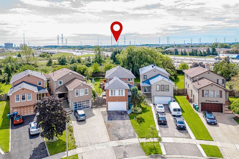 22 Merganser Crescent, Brampton, ON L6W 4E8 – main photo