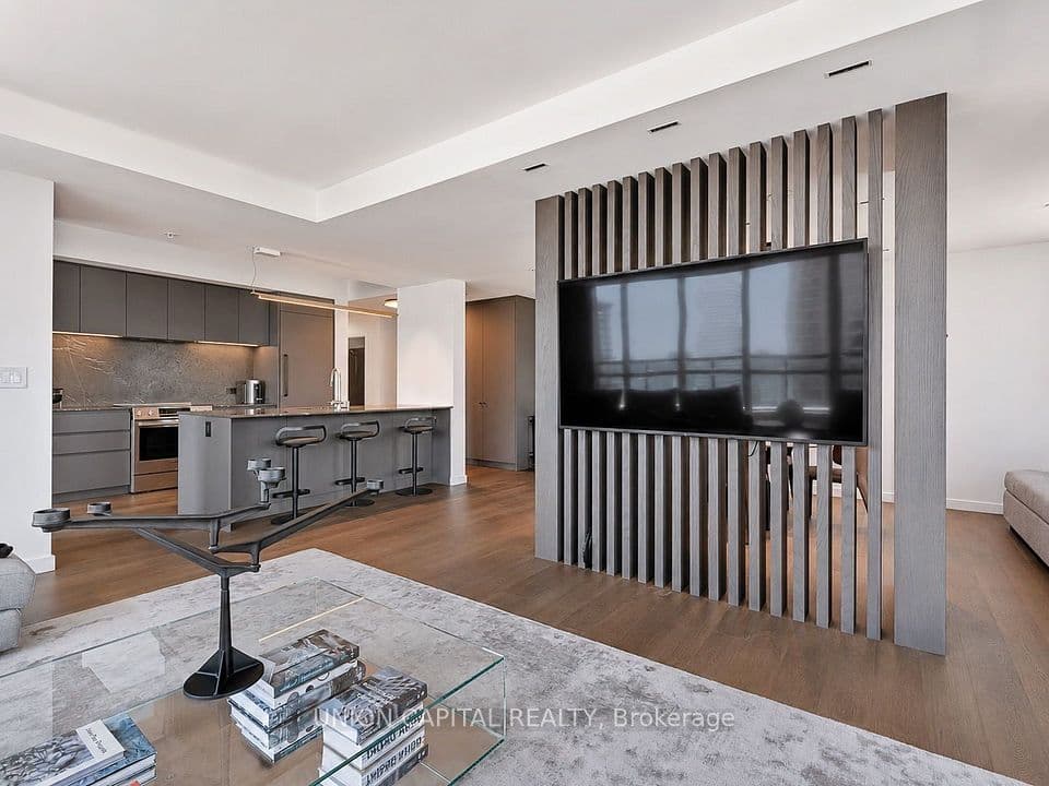 3985 Grand Park Drive 2706, Mississauga, ON L5B 0H8 – photo 2