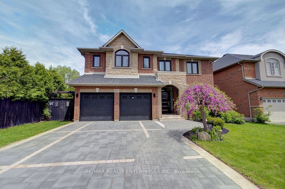 193 Teddington Place, Burlington, ON L7L 6X6 – main photo