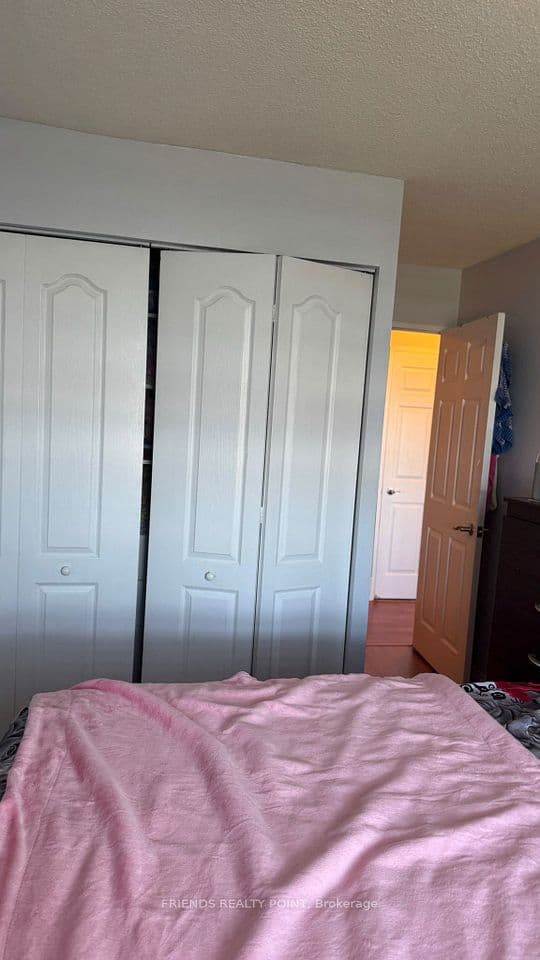 30 Malta Avenue 2106, Brampton, ON L6Y 4S5 – main photo