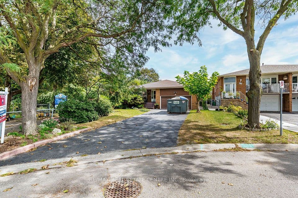 86 Jade Crescent, Brampton, ON L6S 3M8 – photo 3