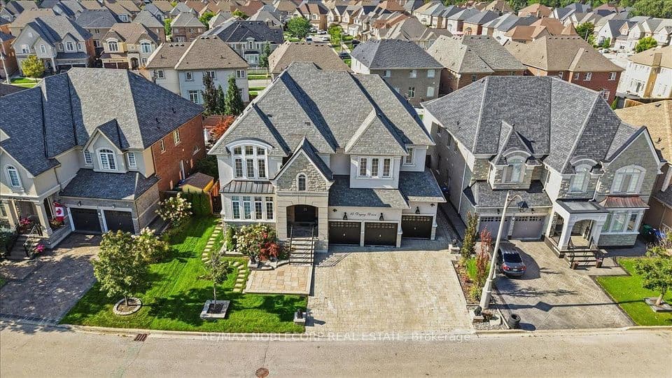 15 Degrey Drive, Brampton, ON L6P 3T6 – photo 2