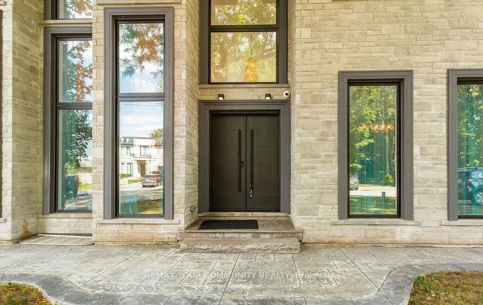 606 Stephens Crescent, Oakville, ON L6K 1Y3 – photo 3