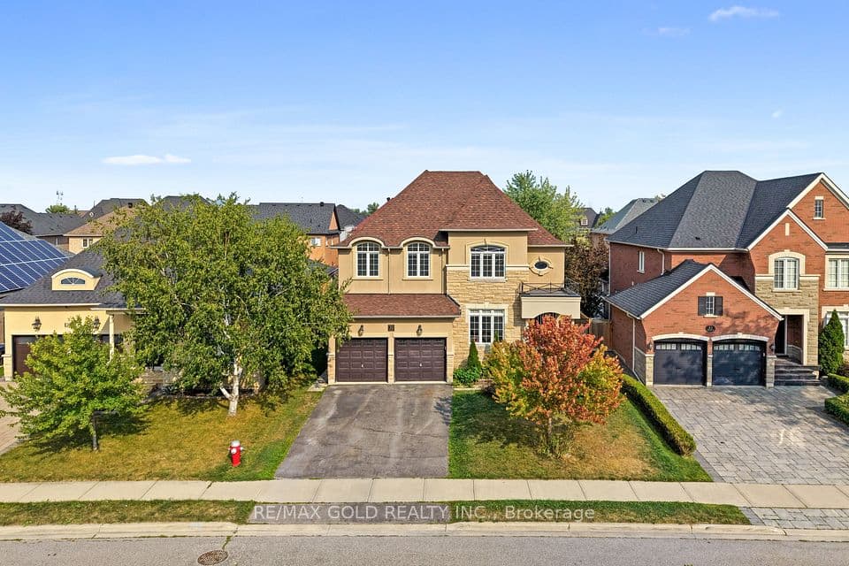 31 Fontainebleu Road, Brampton, ON L6P 1Z1 – photo 2