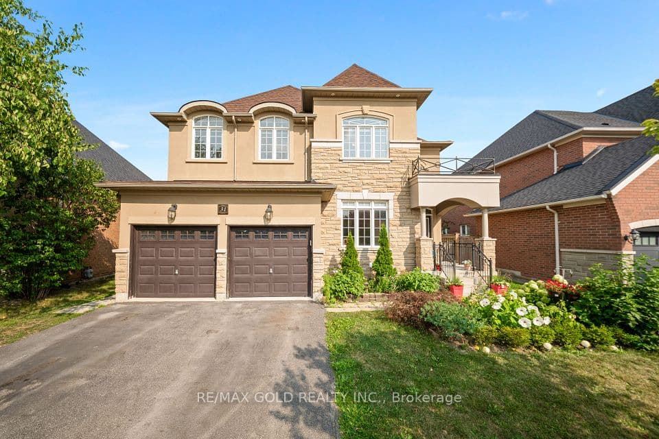 31 Fontainebleu Road, Brampton, ON L6P 1Z1 – main photo
