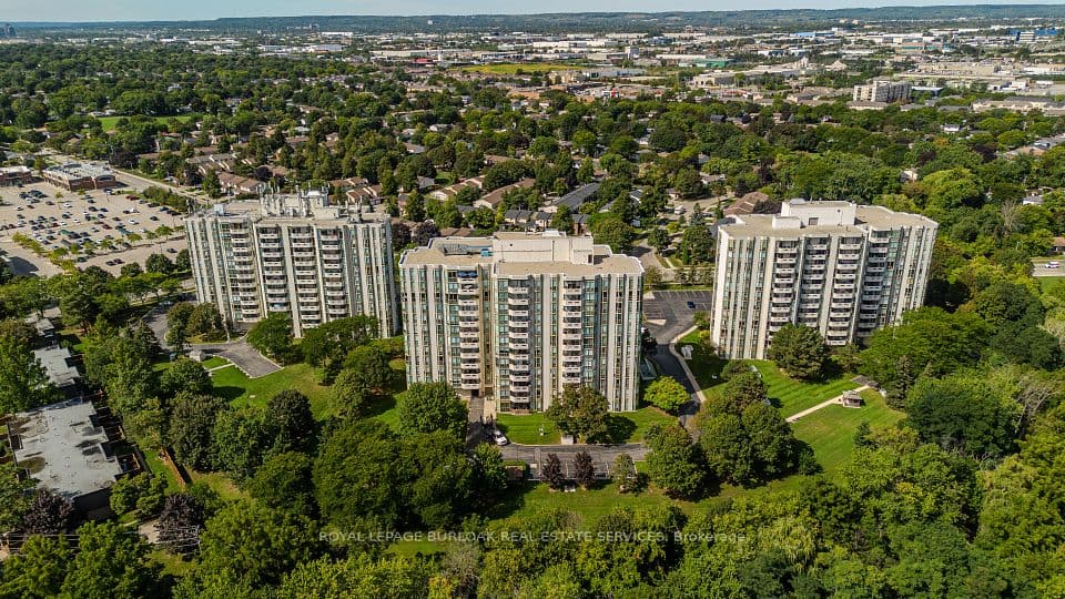5070 Pinedale Avenue 601, Burlington, ON L7L 5V6 – main photo