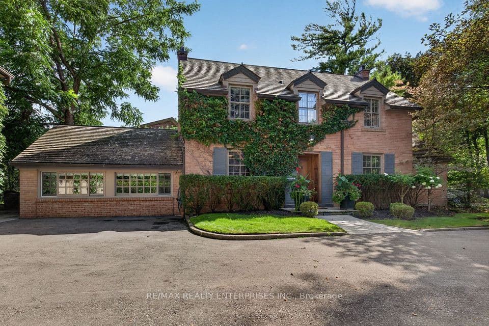 1425 Solana Crescent, Mississauga, ON L5H 3X9 – main photo
