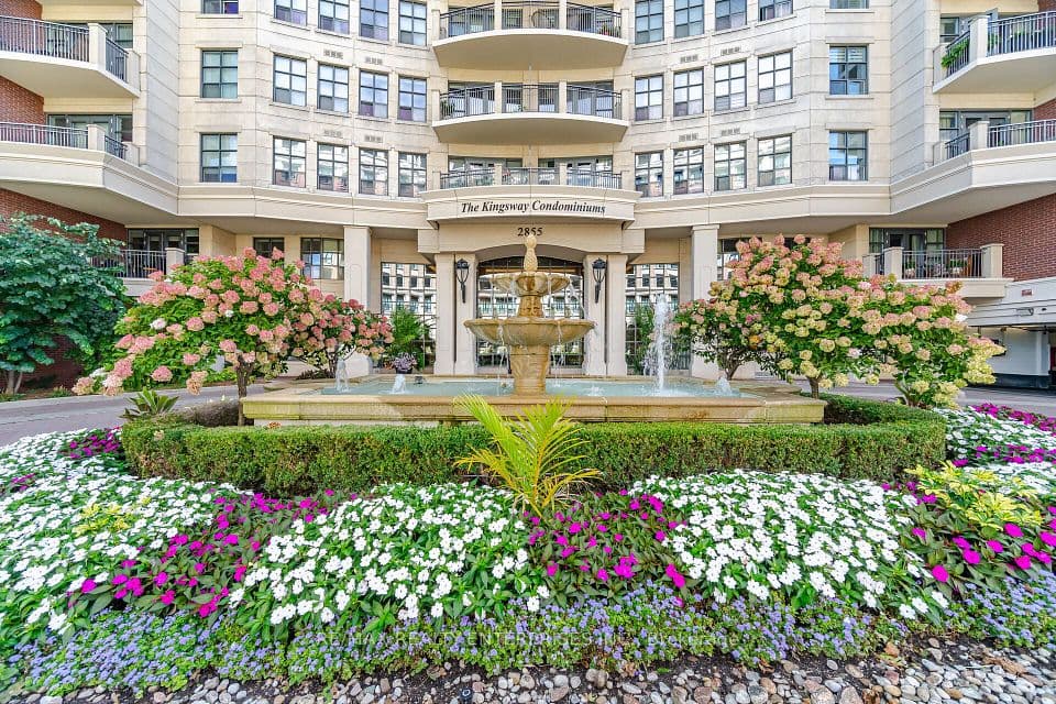 2855 Bloor Street W 103, Toronto, ON M8X 3A1 – photo 2