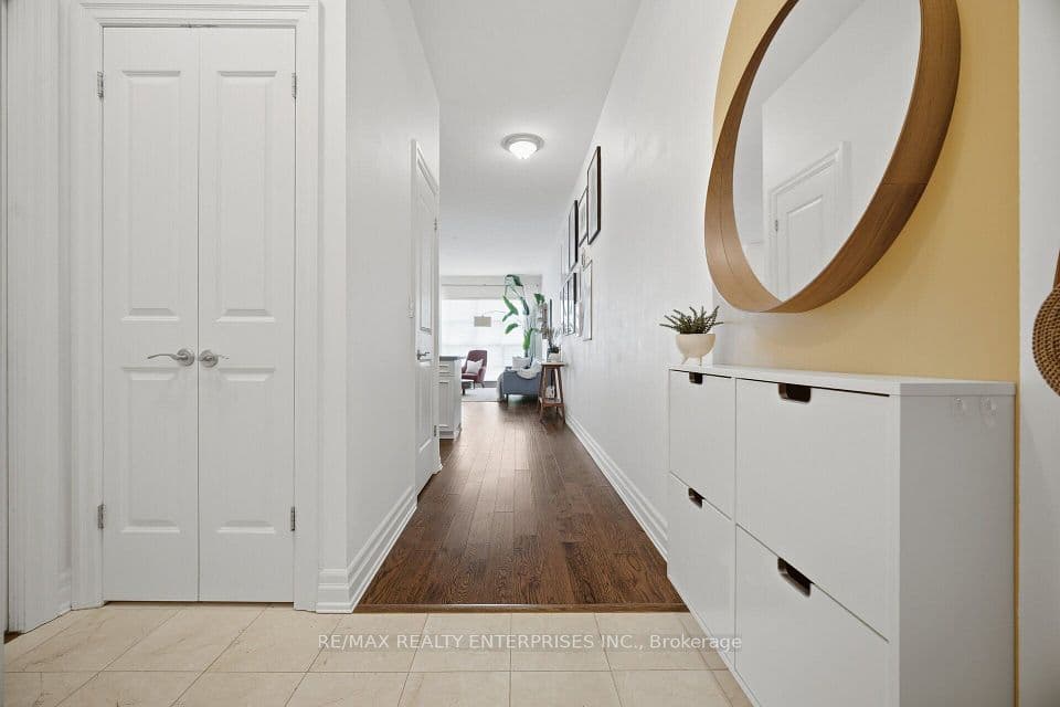 2855 Bloor Street W 103, Toronto, ON M8X 3A1 – photo 3