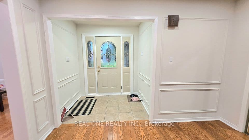 2027 Roy Ivor Crescent, Mississauga, ON L5L 3N7 – photo 3