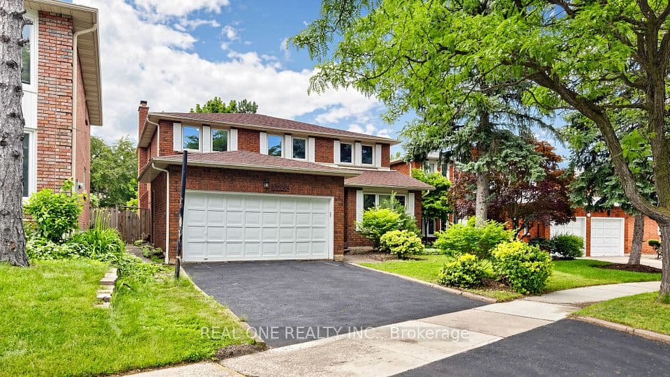 2027 Roy Ivor Crescent, Mississauga, ON L5L 3N7 – main photo