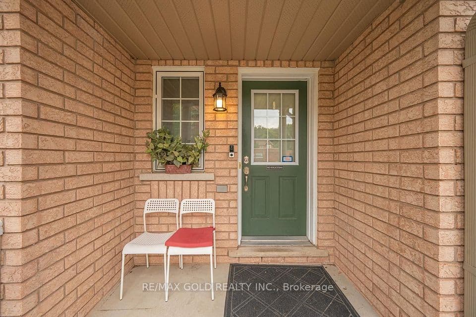 7360 Zinnia Place 69, Mississauga, ON L5W 2A4 – photo 2