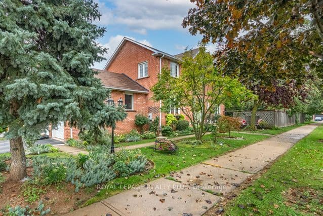3362 Aubrey Road, Mississauga, ON L5L 5E1 – photo 3