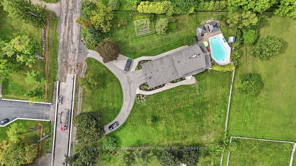 7053 Appleby Line, Milton, ON L9T 2Y1 – photo 2