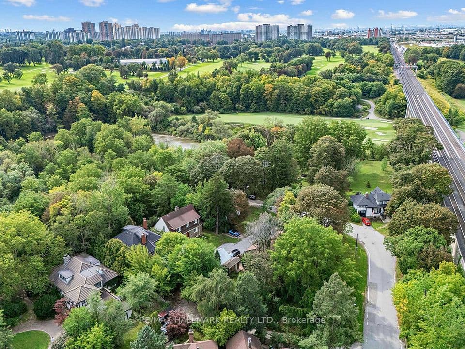 7 Humberview Crescent, Toronto, ON M9N 1R6 – photo 3