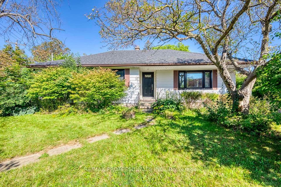 37 Mclaughlin Road N, Brampton, ON L6X 1Y9 – main photo