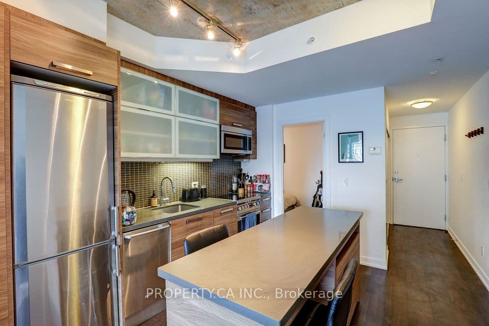 1205 Queen Street W 407, Toronto, ON M6K 0B9 – photo 2