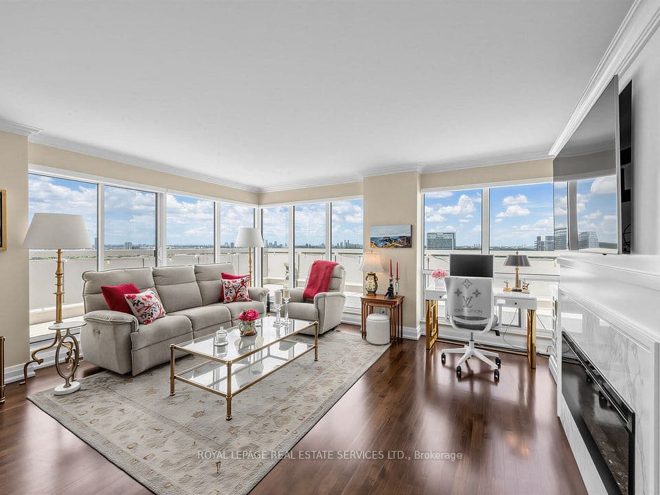2269 Lake Shore Boulevard W 3201, Toronto, ON M8V 3X6 – photo 3