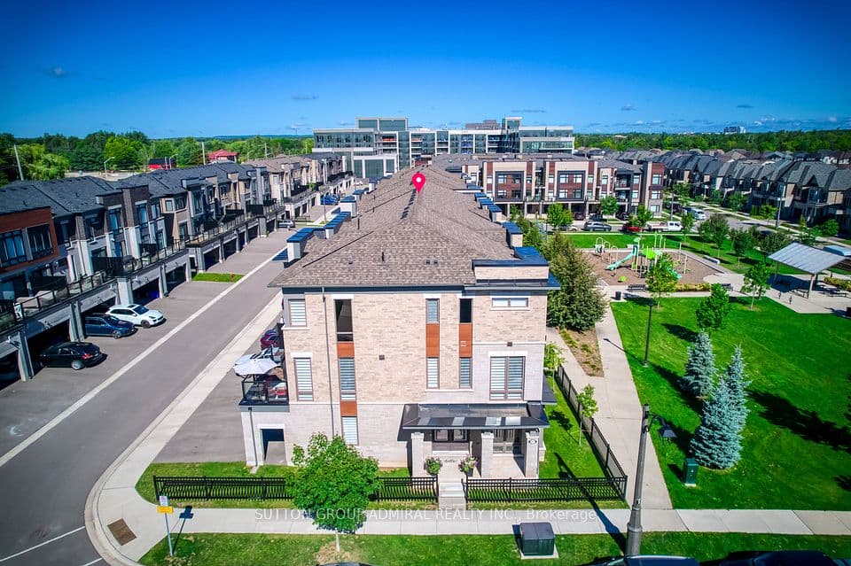 2481 Badger Crescent 1, Oakville, ON L6M 5M1 – main photo