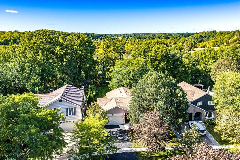 7 Terry Court, Halton Hills, ON L7G 1P4 – main photo