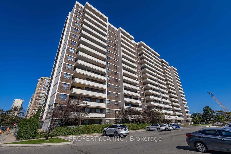3 Lisa Street 1610, Brampton, ON L6T 4A2 – photo 2
