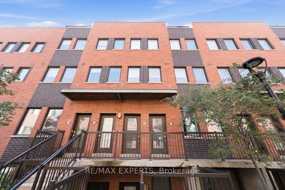 68 Winston Park Boulevard 46, Toronto, ON M3K 1C3 – main photo