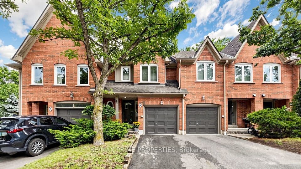 1084 Queen Street W 18B, Mississauga, ON L5H 4K4 – main photo