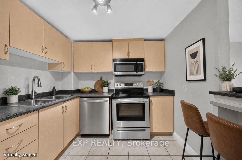 6720 Glen Erin Drive 404, Mississauga, ON L5N 3K8 – photo 3