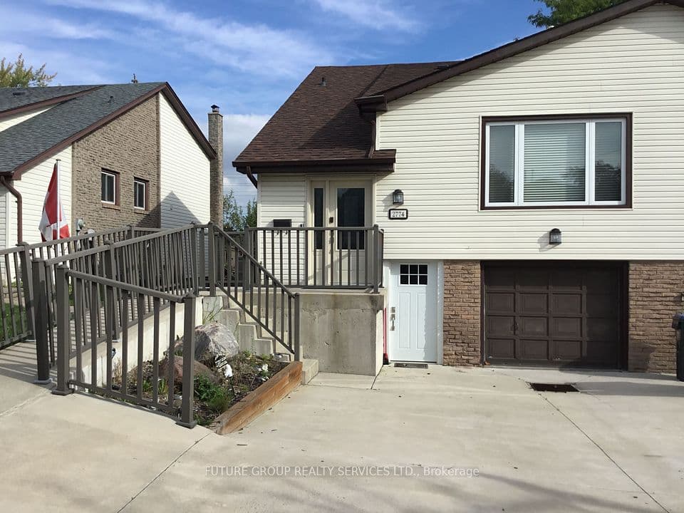 2774 Bucklepost Crescent, Mississauga, ON L5N 1X5 – main photo