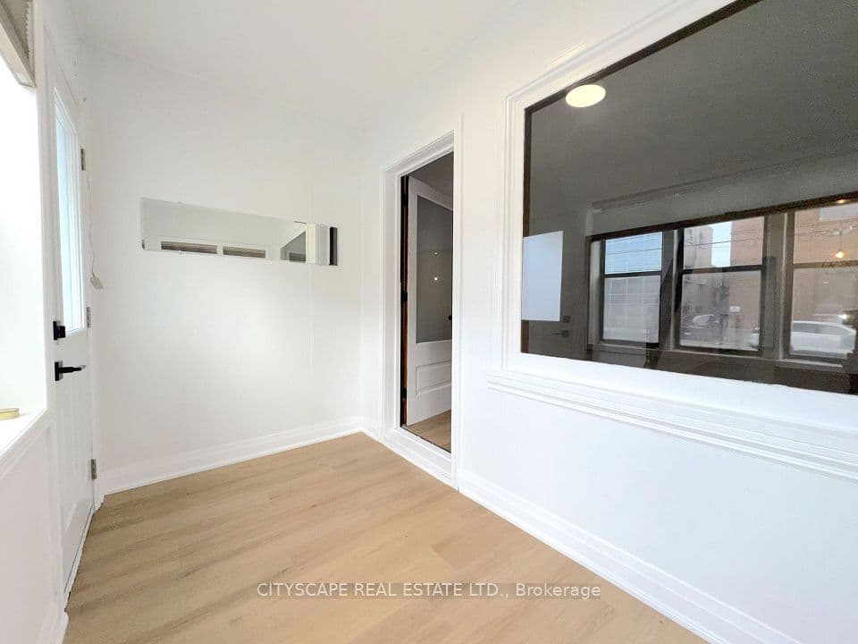 195 Islington Avenue, Toronto, ON M8V 3B8 – photo 3