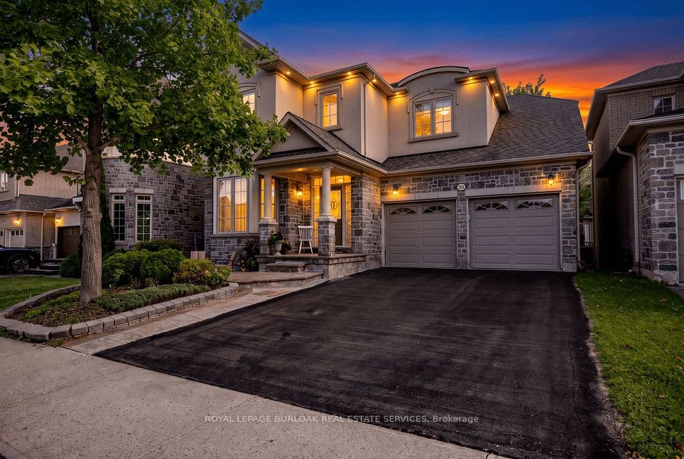 364 Nautical Boulevard, Oakville, ON L6L 0C1 – main photo