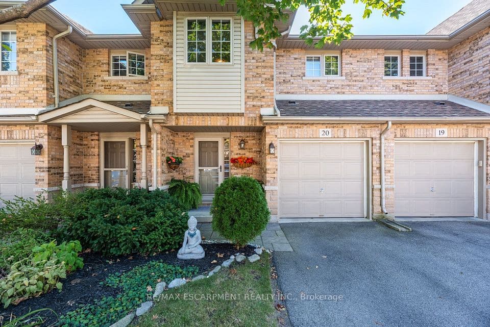 1276 Silvan Forest Drive 20, Burlington, ON L7M 4V8 – photo 2