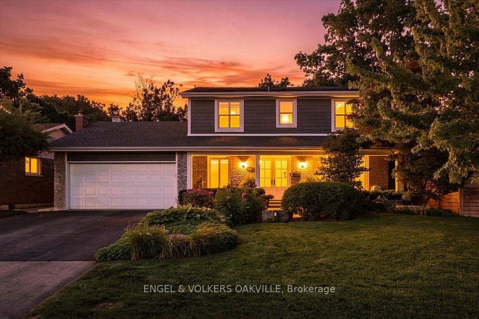 493 Wicklow Road, Burlington, ON L7L 2J1 – main photo