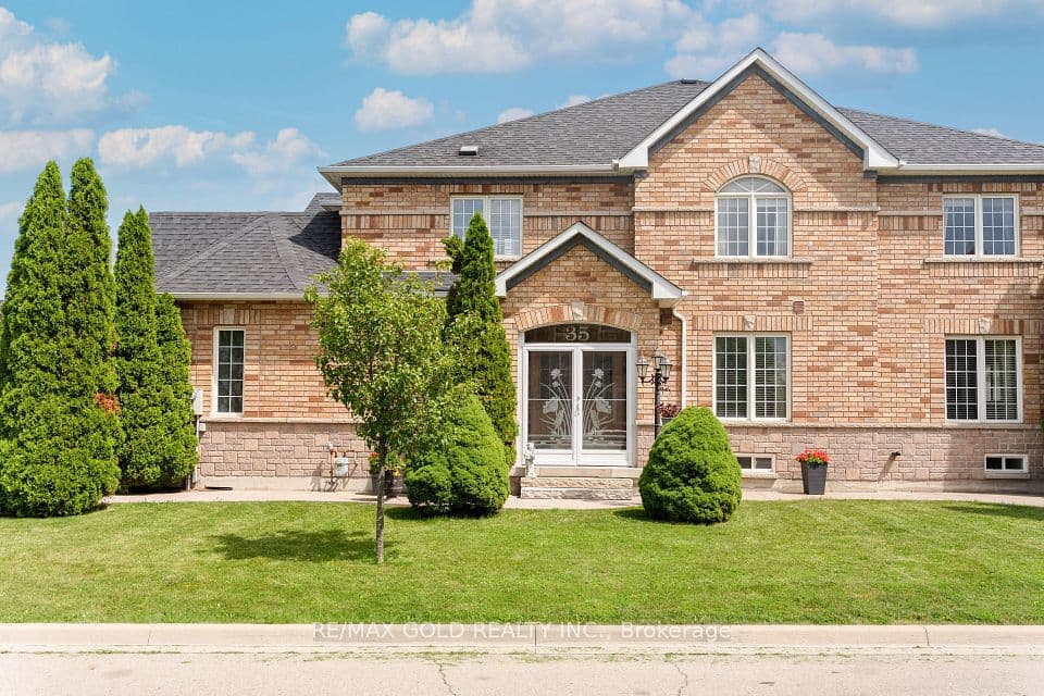 35 Goreridge Crescent, Brampton, ON L6P 1P2 – main photo