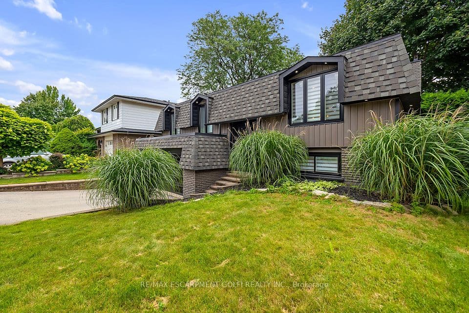 4236 Longmoor Drive, Burlington, ON L7L 4Z9 – photo 3