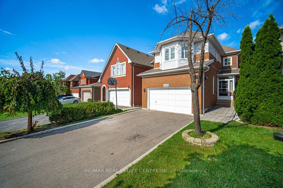 2485 Strathmore Crescent N, Mississauga, ON L5M 5K9 – photo 3