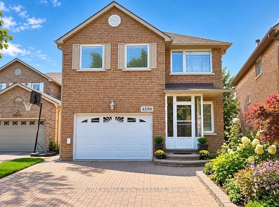 4550 Kettleby Court, Mississauga, ON L4Z 2V7 – main photo