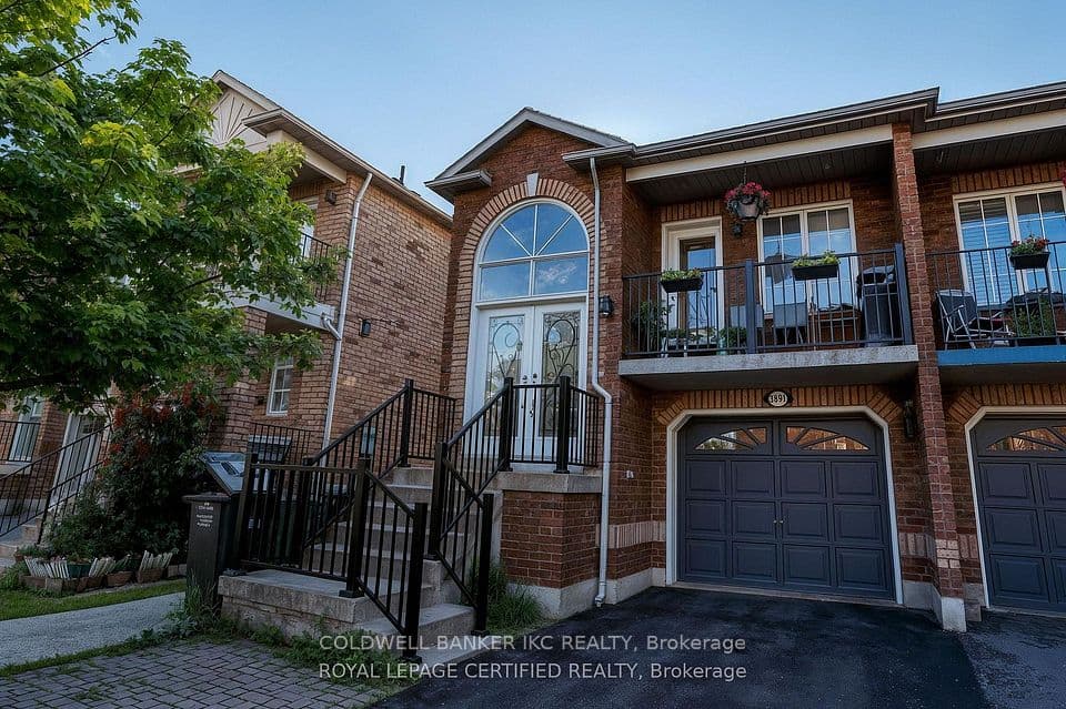 3891 Freeman Terrace, Mississauga, ON L5M 6R1 – main photo