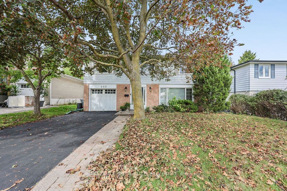 407 Bartley Bull Parkway S, Brampton, ON L6W 2M2 – main photo