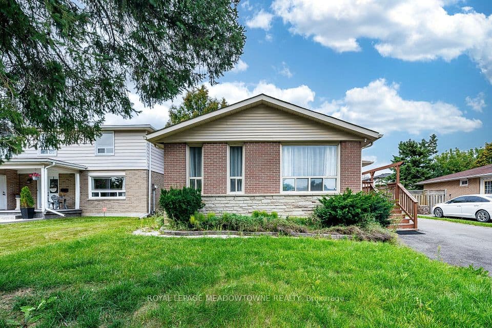 46 Reigate Avenue, Brampton, ON L6V 2E3 – photo 2