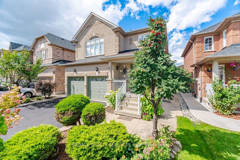 30 Maple Beach Crescent, Brampton, ON L7A 2T8 – photo 3