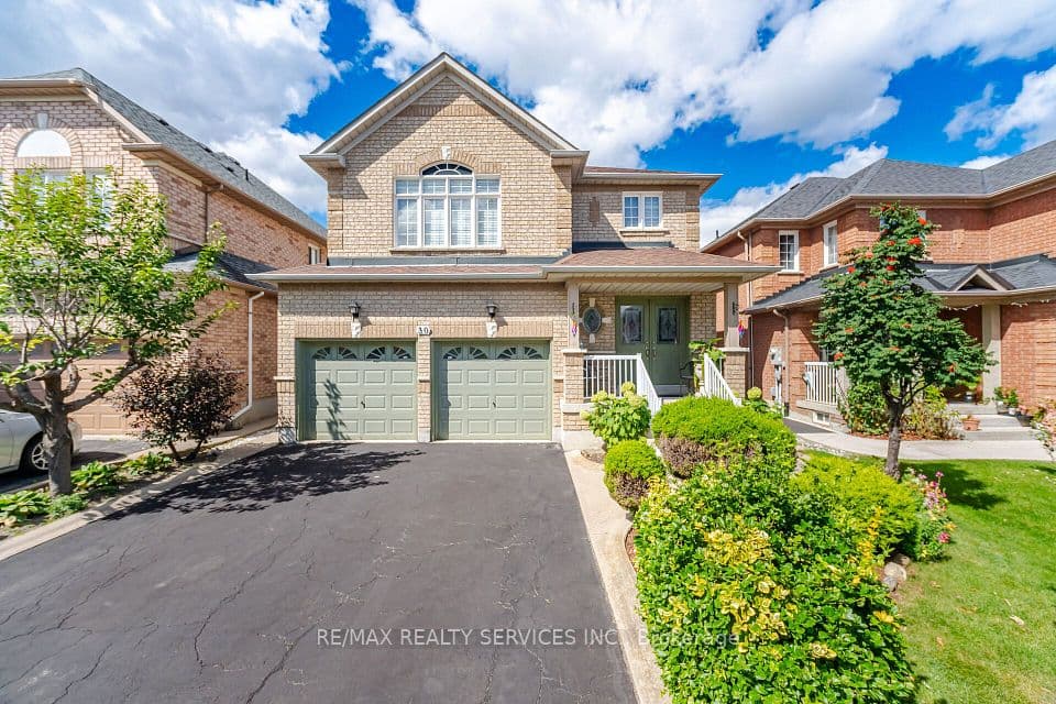 30 Maple Beach Crescent, Brampton, ON L7A 2T8 – photo 2