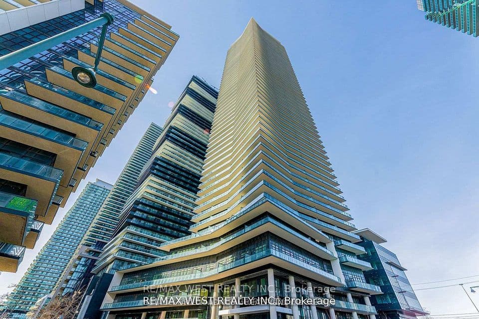 38 Annie Craig Drive 2511, Toronto, ON M8V 0A8 – main photo