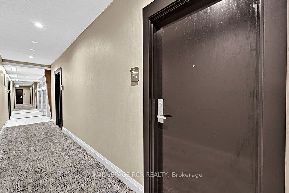 165 Legion Road N 1022, Toronto, ON M8Y 0B3 – photo 3