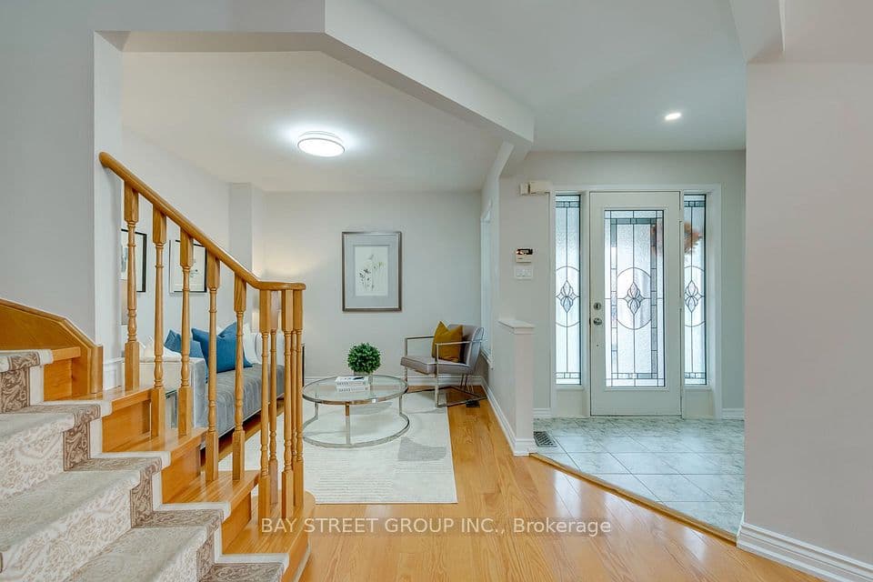 2870 Westbury Court, Mississauga, ON L5M 6B3 – photo 2